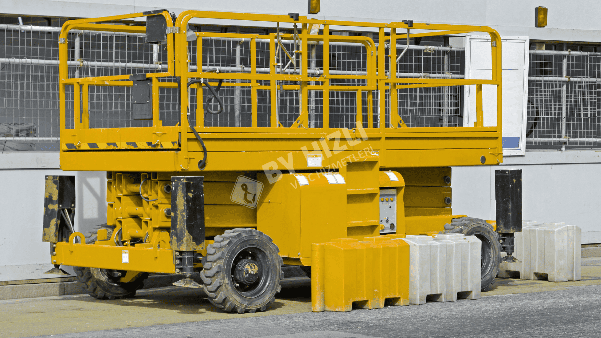 Gümüldür Makaslı Platform Vinç